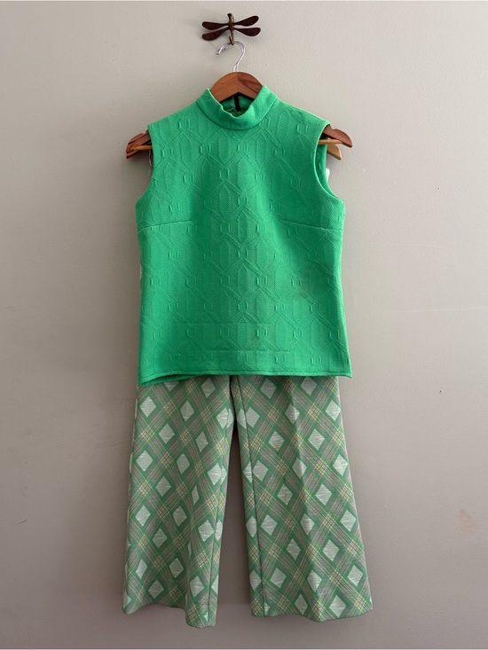 Vintage Pants - Vintage Retro Green Mockneck Top with Matching Plaid Bell Bottoms